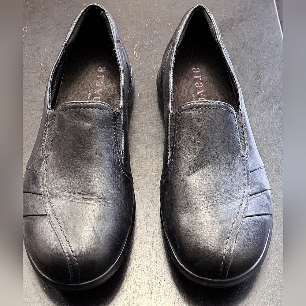 New Balance Aravon Faith Leather Slip On Shoe